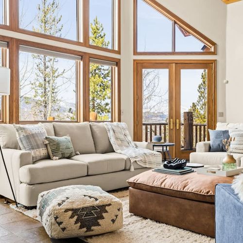 Main level living area