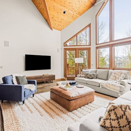 Main level living area