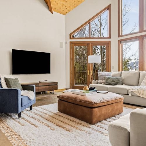 Main level living area