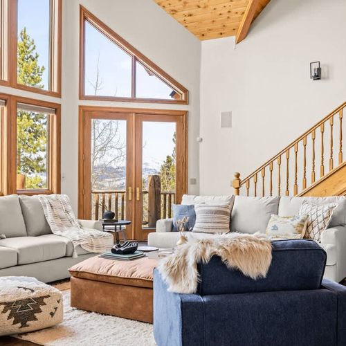 Main level living area