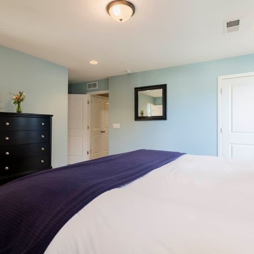 Primary bedroom with full ensuite bathroom