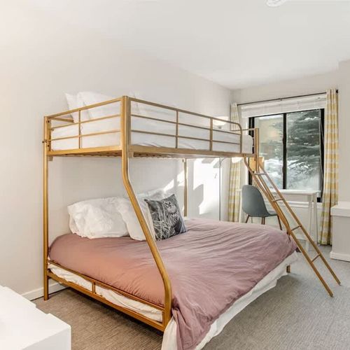 3rd bedroom with a full/twin bunk bed