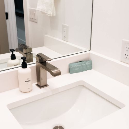 Full bathroom in the basement