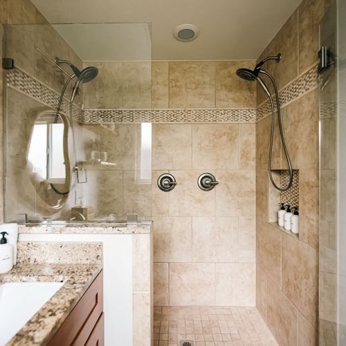 Large glass shower with dual detachable shower heads