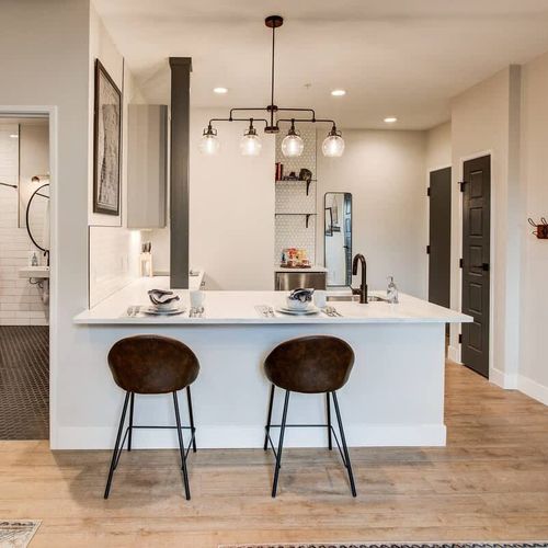 Room 1- Breakfast Bar