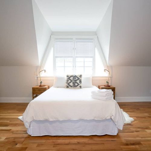 The room is quite spacious