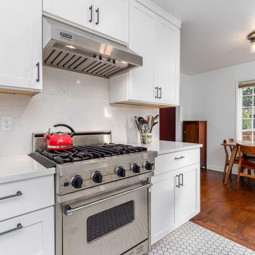 Whip up your favorite meals in our stylish and fully equipped kitchen! Our home features a state-of-the-art kitchen, complete with modern appliances, ample counter space, and all the cookware and utensils you need to prepare delicious meals. From bre