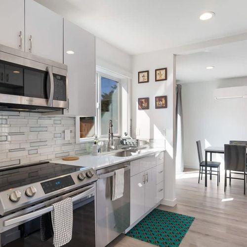 Whip up gourmet meals or Seattle-inspired snacks in our state-of-the-art kitchen.