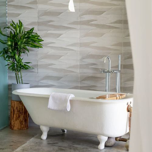 The primary bathroom, with separate shower and tub.