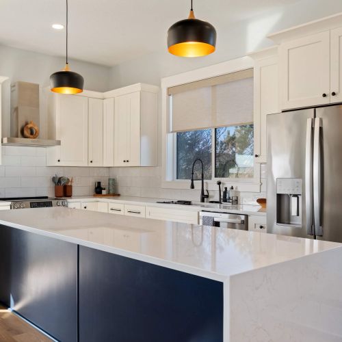 Spacious and central—plenty of prep space, seating, and everything you need to cook.