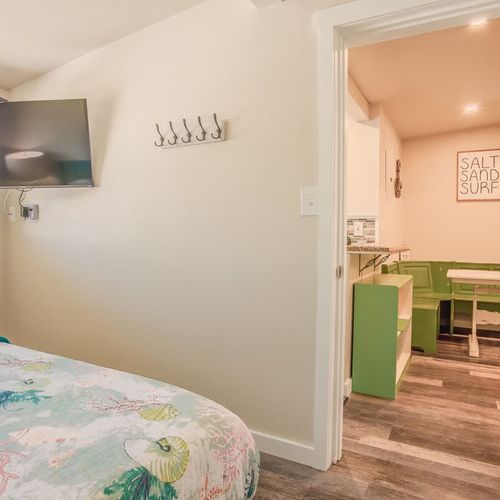 215aff01 b8ab 4f Poo0N homerunner