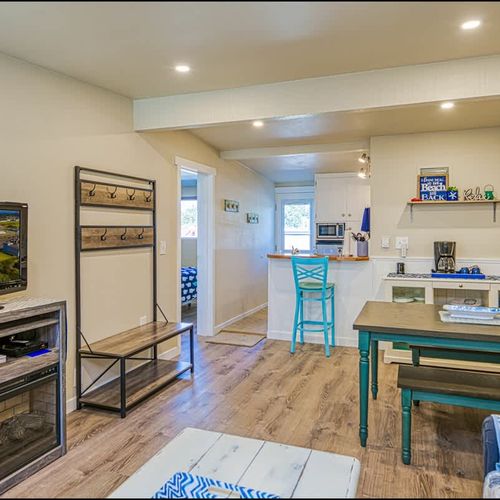 2b6c55ae 20f0 42 8LJhM homerunner