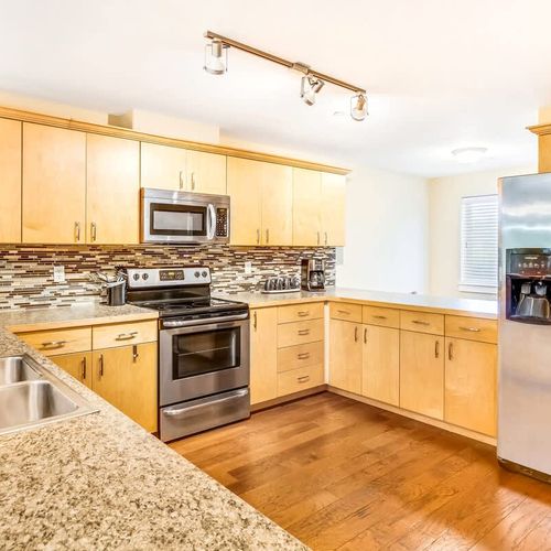 2fadd4e0 bd1d 4d iiOLZ homerunner