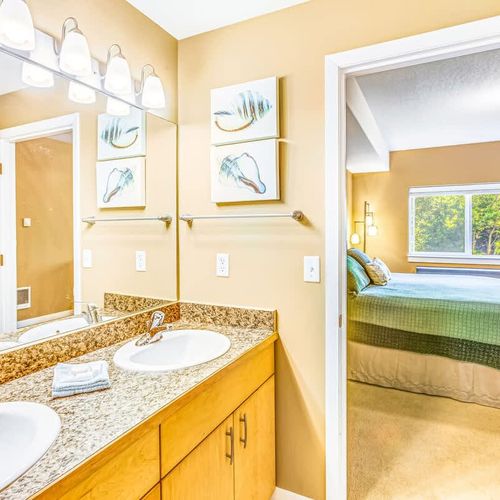 5645eb40 9685 4e fic6N homerunner