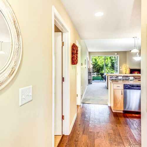 bbc05ca6 62f9 43 N50qU homerunner