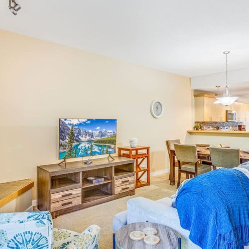 ea37ed7b 8acb 40 VcQPO homerunner