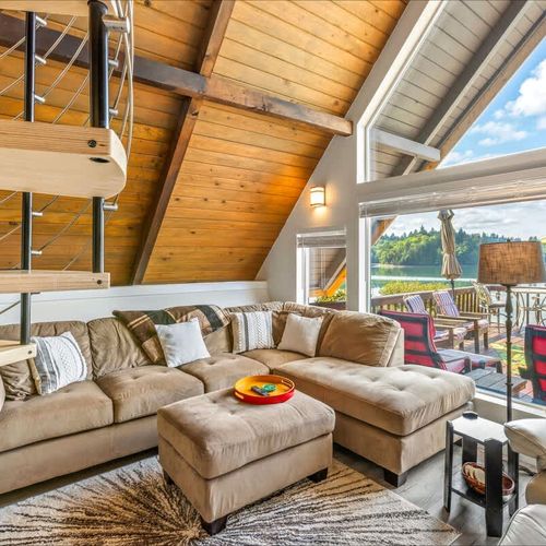 2cfb6b6f b0f4 44 RQDTD homerunner