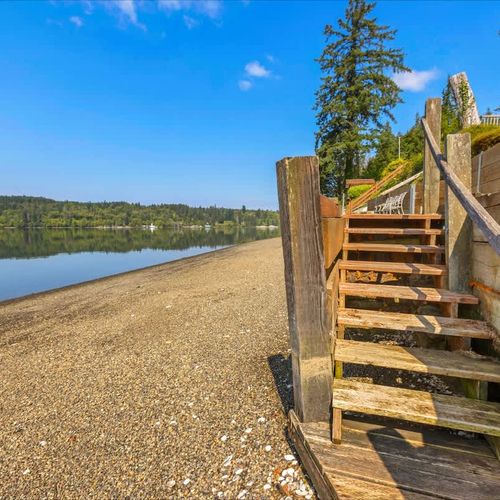 68eea679 21f6 44 1 jDb homerunner