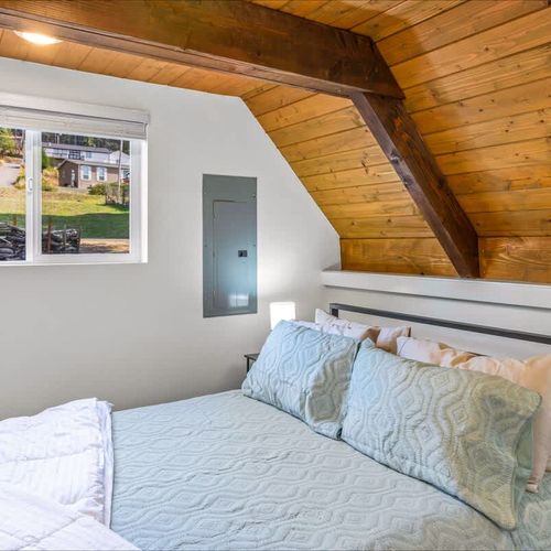 8eca0791 b904 49 xwico homerunner