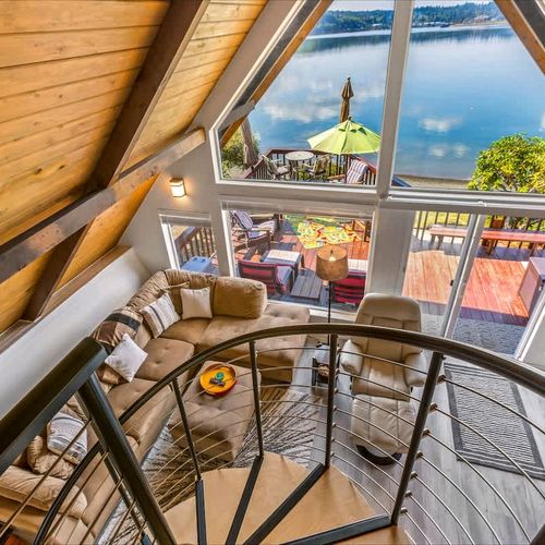 f4da48d6 0989 4b edbow homerunner