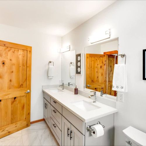 d2f434a7 e130 46 xM2d4 homerunner