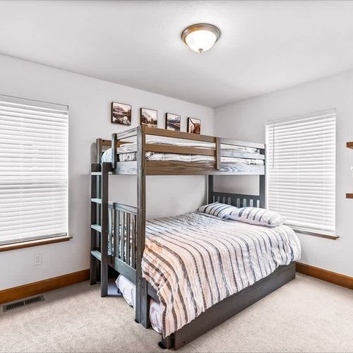 808951c5 19f0 43 Sqgt homerunner