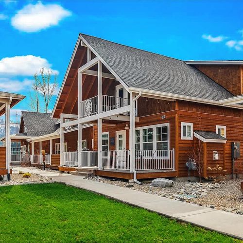 84a91fc9 9a6d 44 dJpuF homerunner