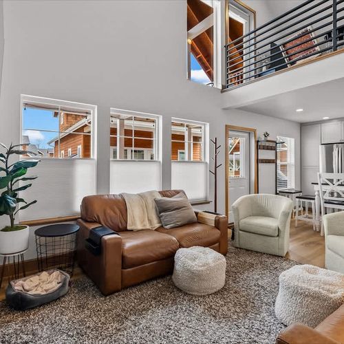 e512c4c5 0883 41 fKN9u homerunner