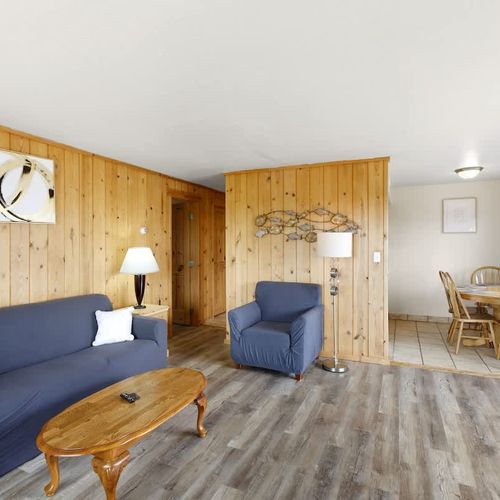 b8e10b31 c717 49 oWLu9 homerunner