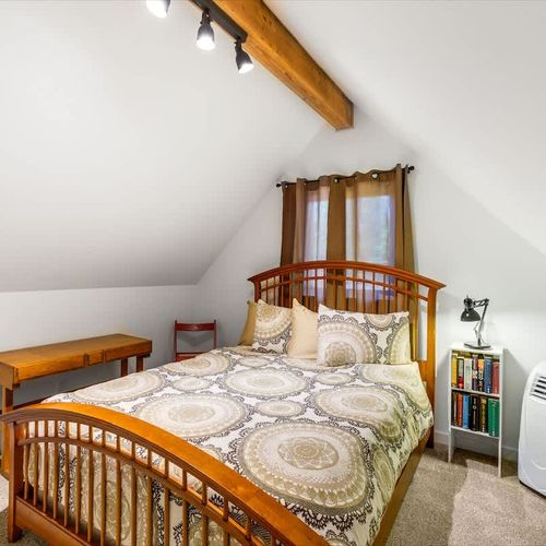 2e199c43 a202 4c y9r6z homerunner