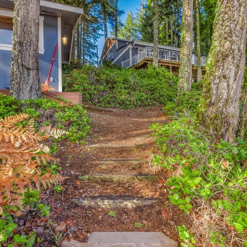 c2261c15 4dc4 4c 5DJ5b homerunner