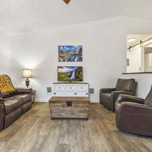 a54915eb 6634 4c 8qfWq homerunner