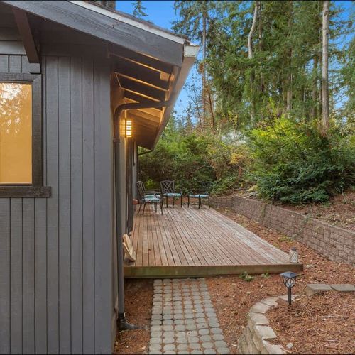 d14b345b 843e 49 q839O homerunner