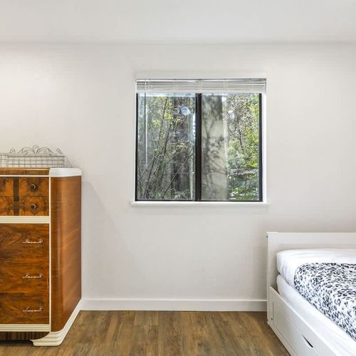 e77e3279 8441 49 oskgM homerunner