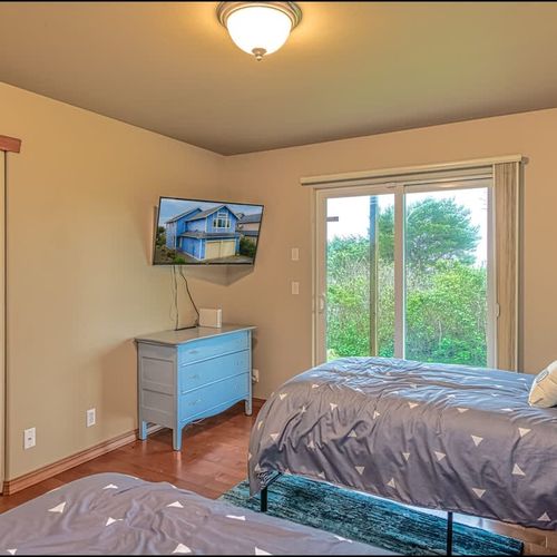 6d2ce23f c310 4b aoD5v homerunner