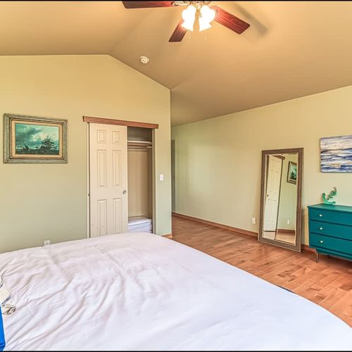 7eb02858 c8b1 4f qeHQ homerunner