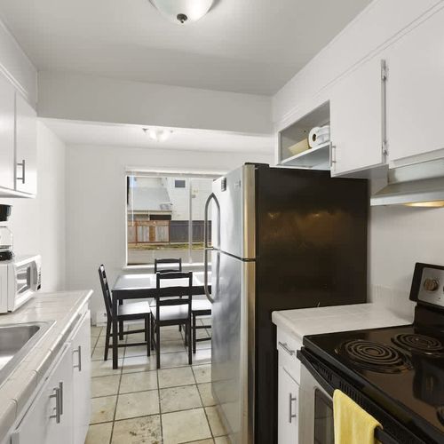 3e908dd9 be2c 4b iCH g homerunner