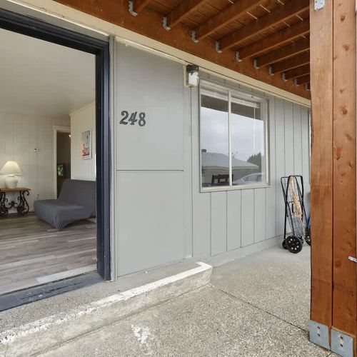 b2dbde23 5d24 48 j60Zw homerunner