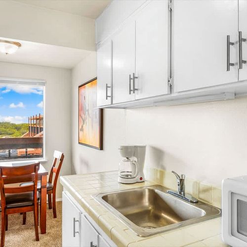 473470ef 39f6 47 ItIQF homerunner