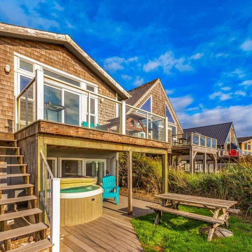 78d7acf3 1aab 42 WXVP homerunner