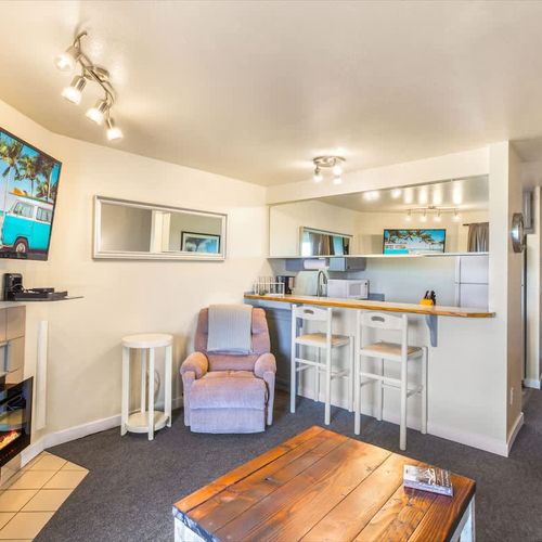 2bd44b2d caa6 49 82RE8 homerunner