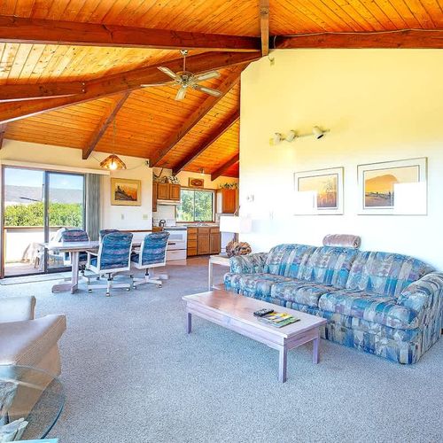 ea87c3ce 39fa 4b dpNyJ homerunner