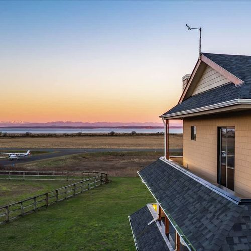 5e547e47 af27 40 NkwAF homerunner