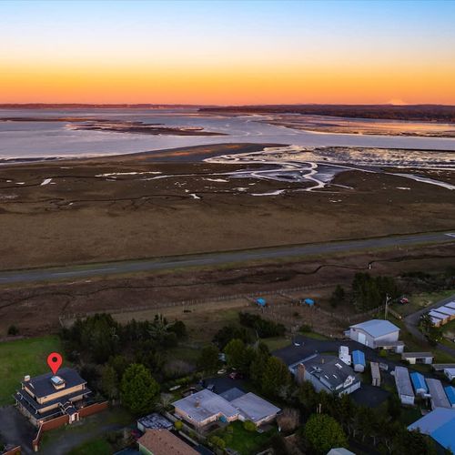 63c00075 146d 46 7 xzN homerunner