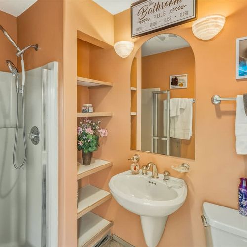 98e71c5a 56b3 48 m2hyF homerunner