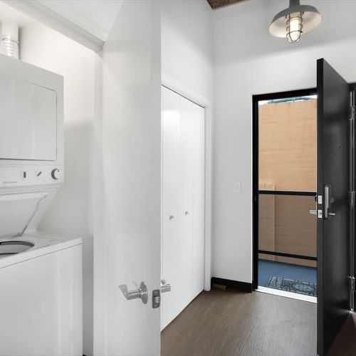 b90ea4a5 2311 4a 8ge4y homerunner