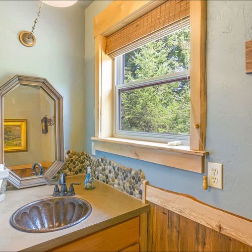 2afea87e a976 4f UpjY6 homerunner