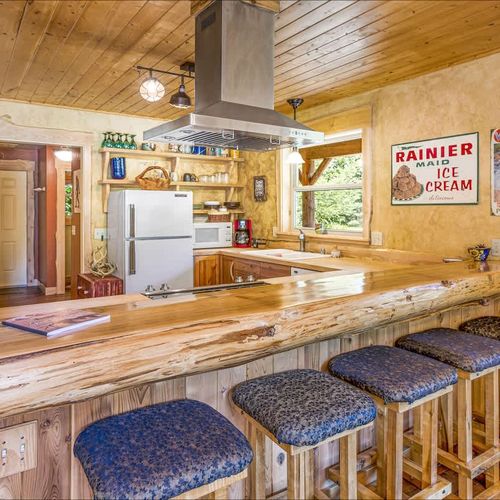 96903d18 60c8 4b 23o0n homerunner