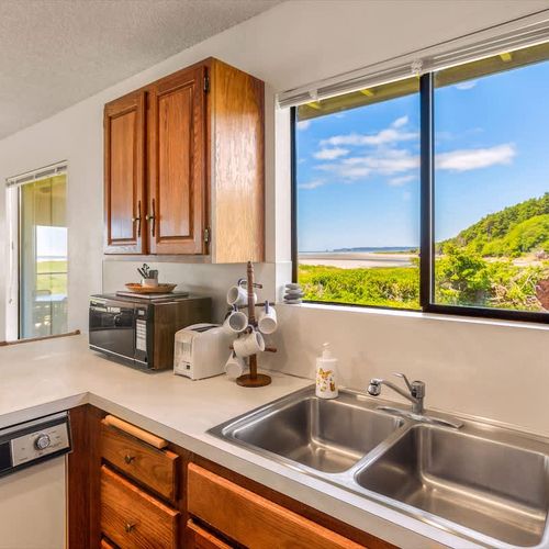 32d5402f 5cdf 4a mGEZN homerunner