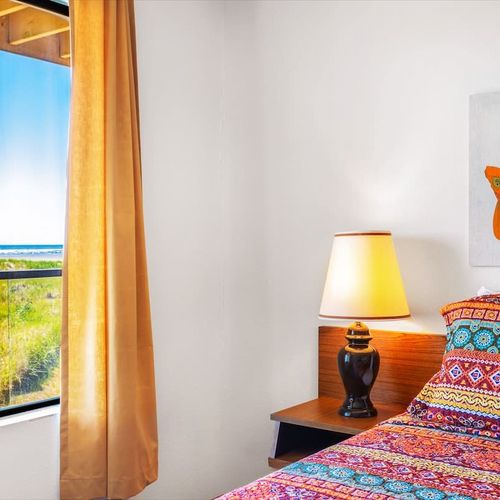 ab7a4ba2 2720 44 AzBK8 homerunner